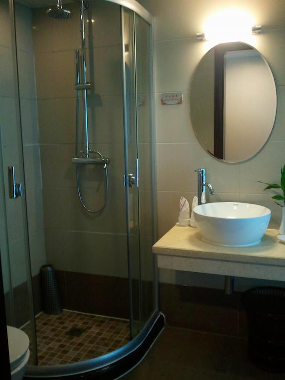 Lutianhua Hotel Chengdu Pokój zdjęcie