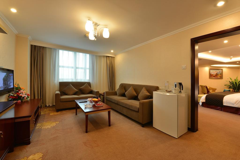 Lutianhua Hotel Chengdu Pokój zdjęcie