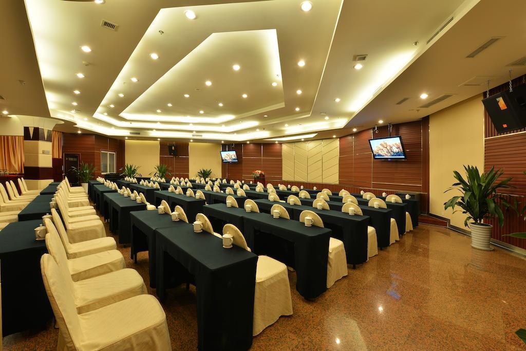 Lutianhua Hotel Chengdu Zewnętrze zdjęcie