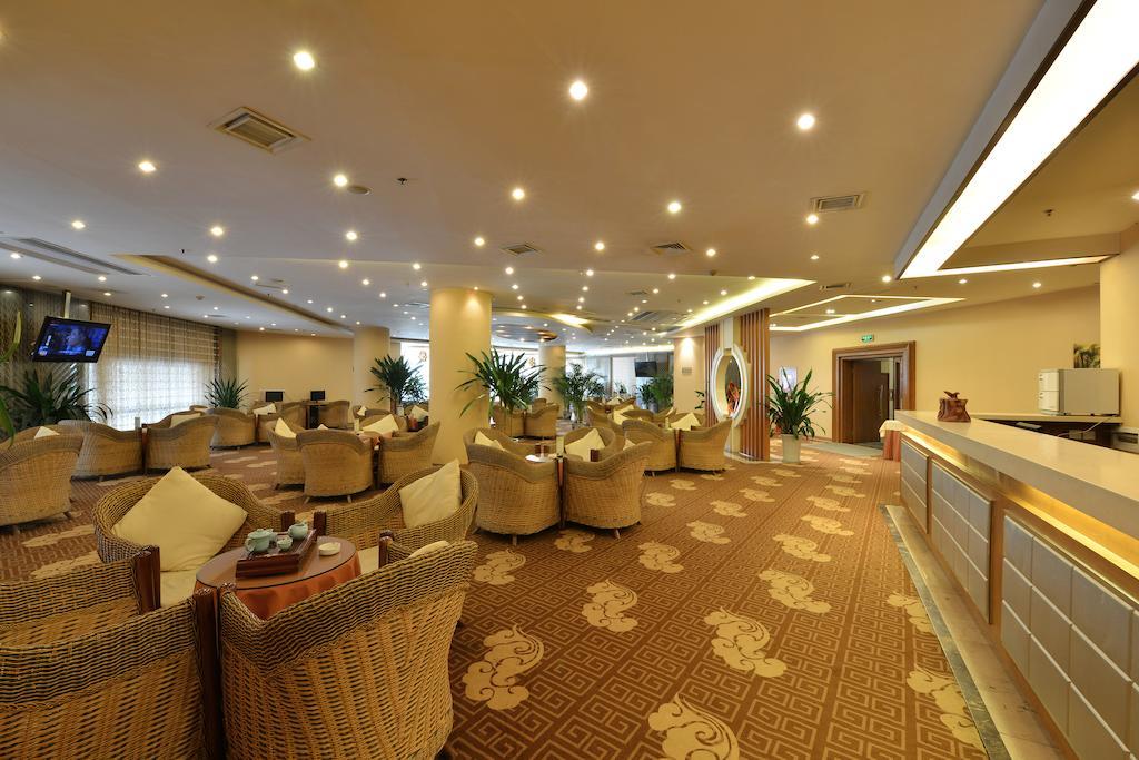 Lutianhua Hotel Chengdu Zewnętrze zdjęcie